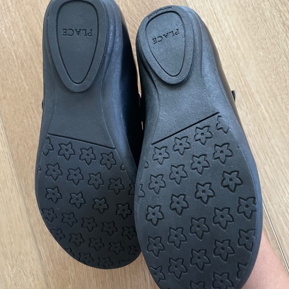 New The Childrens Place Shoes Girls 1Black Cat Embroidered Kitten Face Mary Jane - Picture 3 of 5